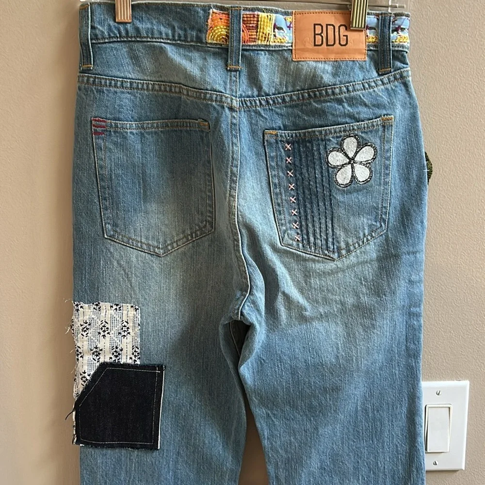 BDG High Waisted Flare Jeans Boho Hippie Crochet Embroidered Size 26